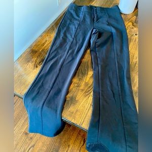 Schoeller Switzerland black ladies ski pants - excellent condition!